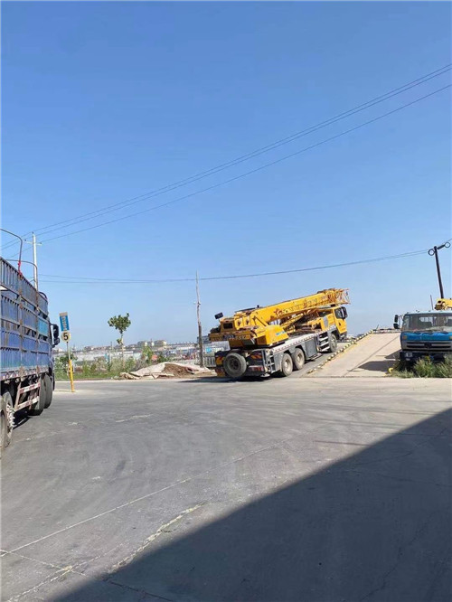 北仑区25吨吊车的租赁价格大概是多少？